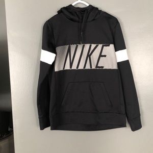 Women’s nike sweatshirt